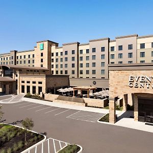 Embassy Suites San Antonio Brooks City Base Hotel & Spa